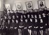 Гутовская Надежда Ивановна (Фомичёва). 8 класс 1963 апрель - мамуля во втором ряду справа