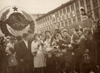 Гутовская Надежда Ивановна (Фомичёва). демонстрация 1 мая 1966. мамочка в белом платочке в очках